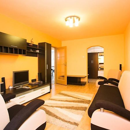 Sky Residence Boekarest Kamer foto