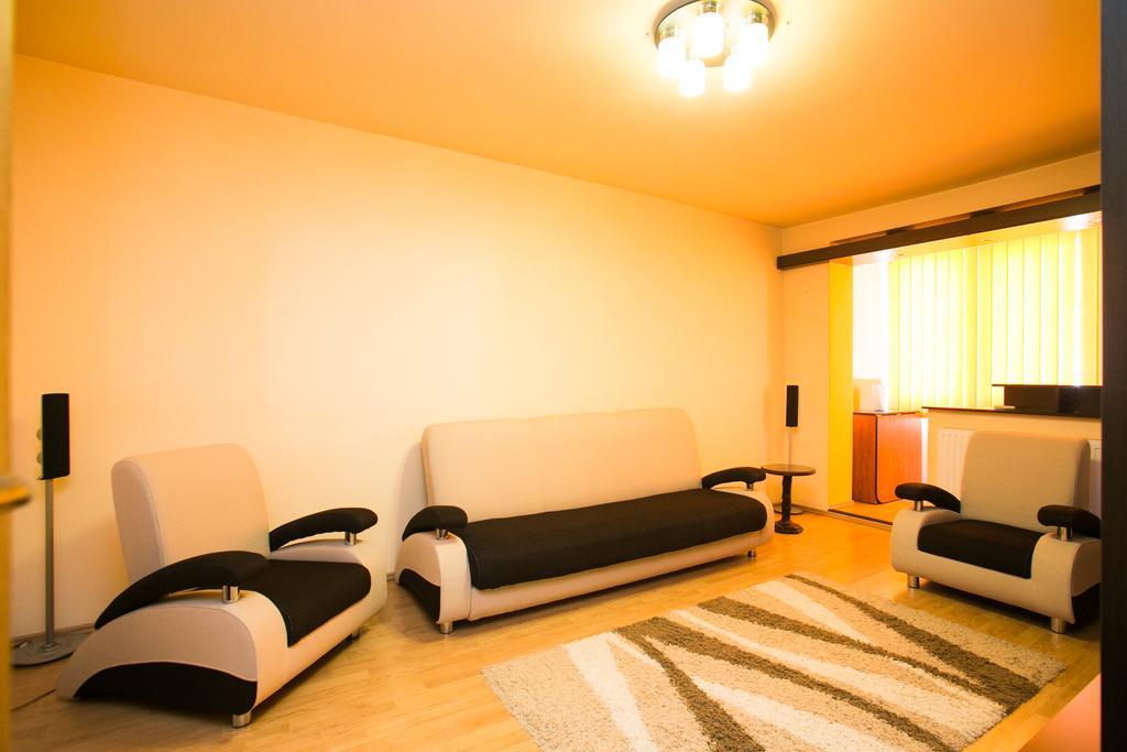 Sky Residence Boekarest Kamer foto