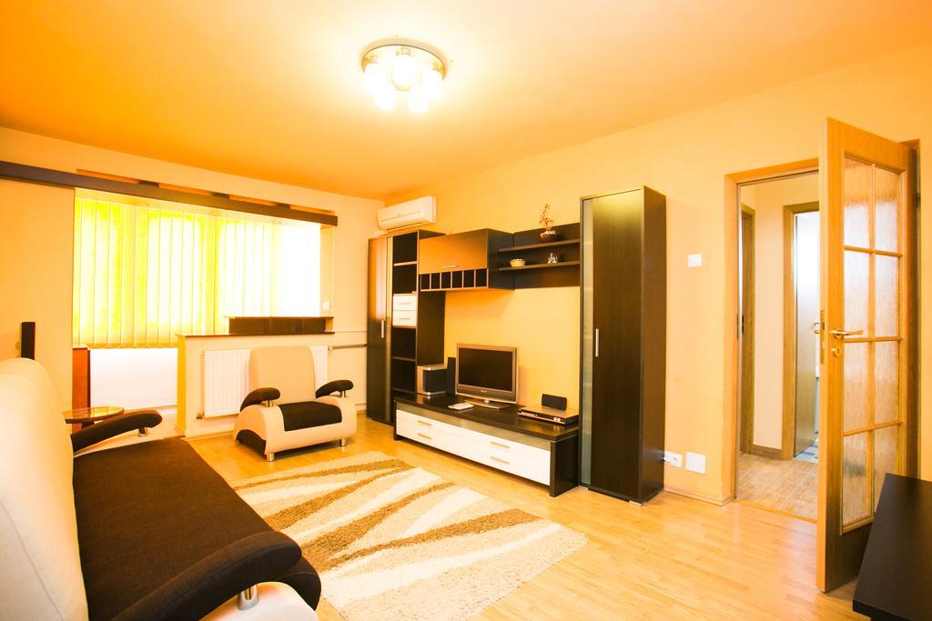 Sky Residence Boekarest Kamer foto